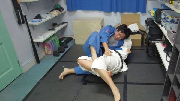 Judo Fundamentals: Alligator Roll into Yoko-Shiho-Gatame