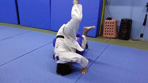 Ashi-Gatame & Huizinga Roll