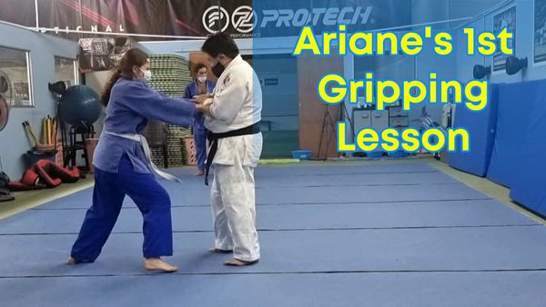Ariane's 1st Gripping Lesson