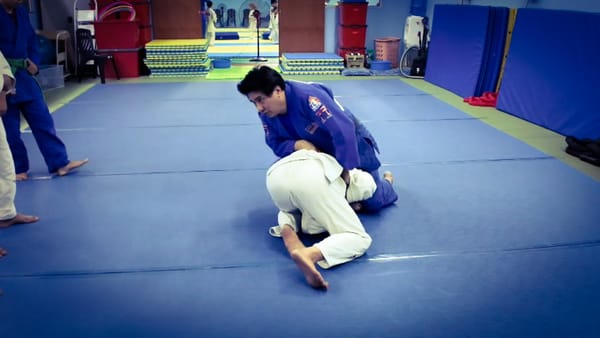 All about... Yoko-Sankaku